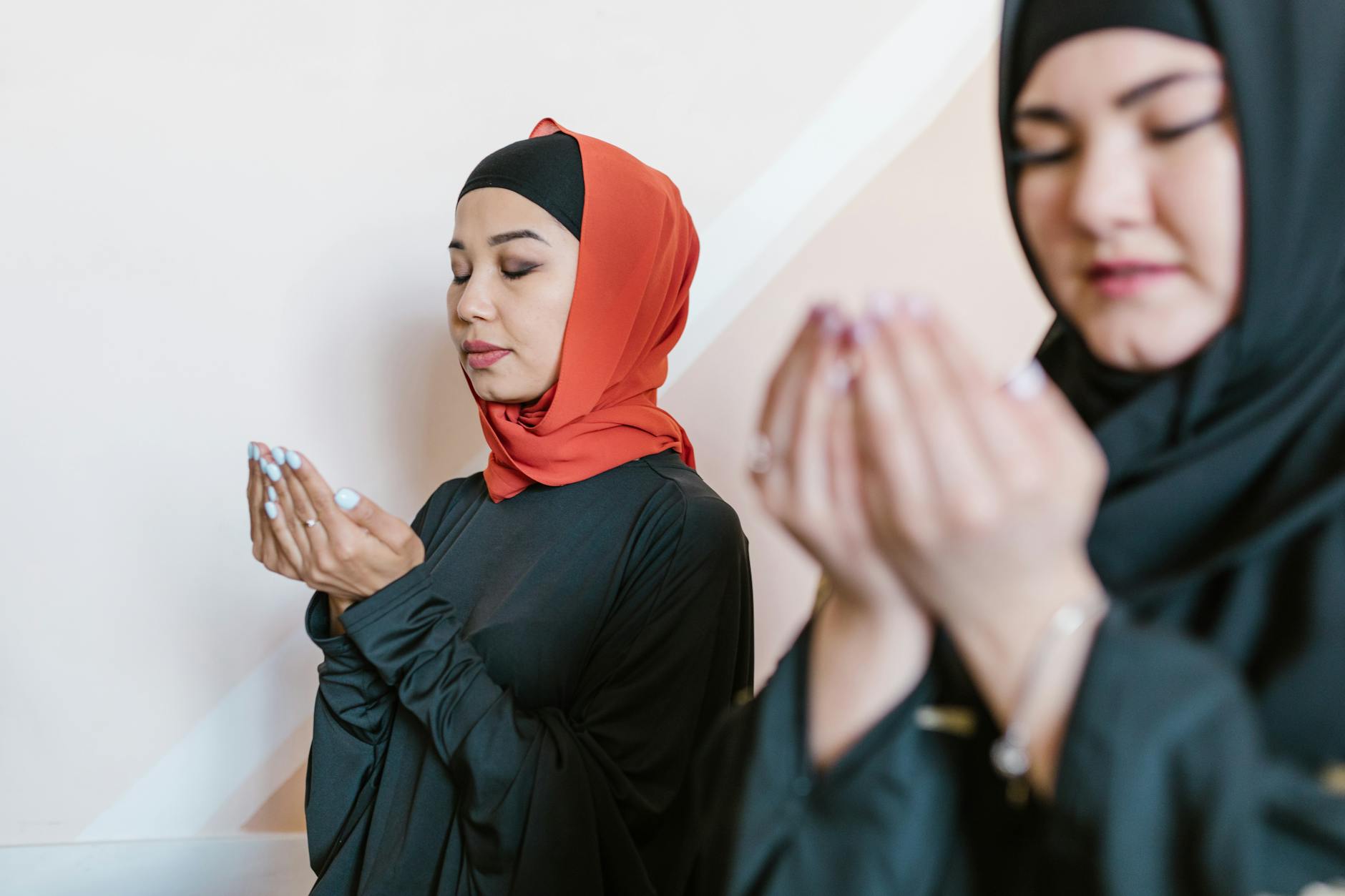Dua ve Zikir: Ruhsal Huzurun Anahtarı mı?